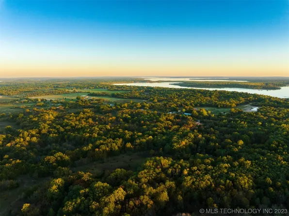 4 E 1090th Rd, Checotah, OK 74426