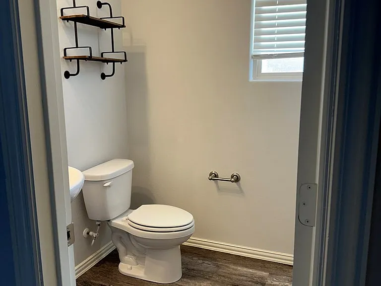 2308 Scenic Rd — Photo 7