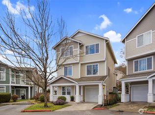 4070 S 212th Ct #17, Seatac, WA