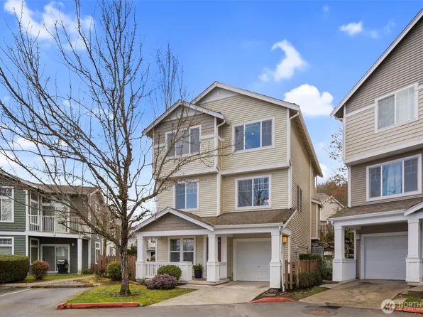 4070 S 212th Court #17, SeaTac, WA 98198