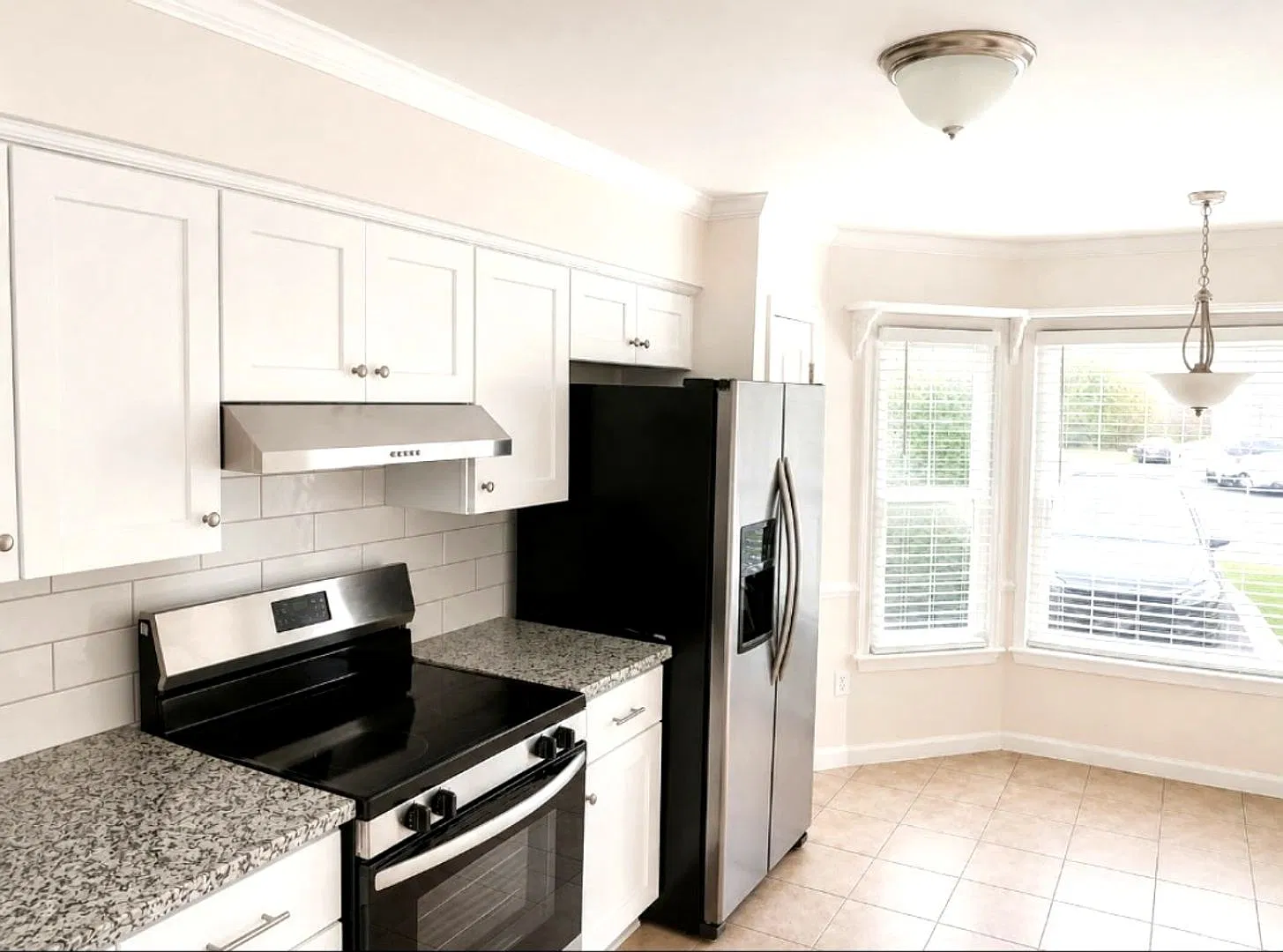 Western Branch 3br 2.5 bath Townhome — Photo 3
