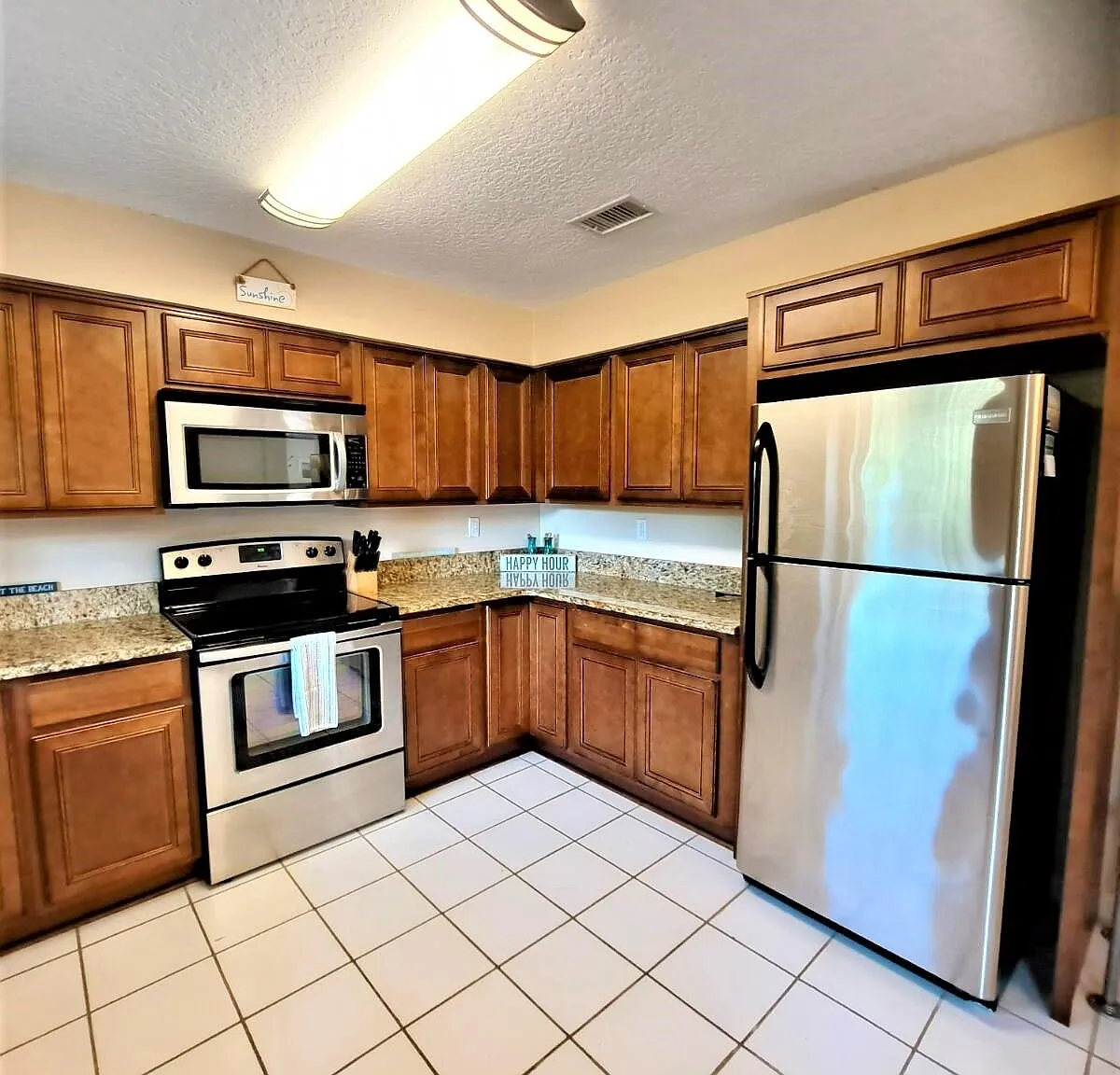 2 bed, 1311 sqft, $2,000 — Photo 2