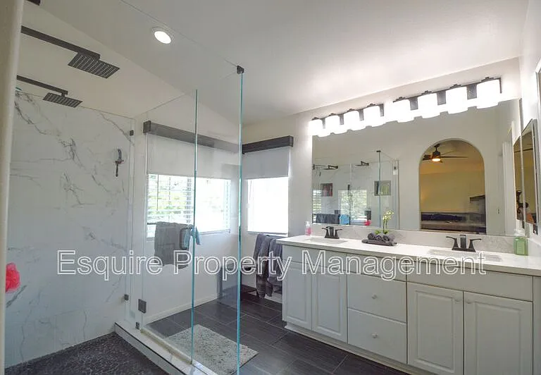 4510 El Corazon Ct — Photo 10