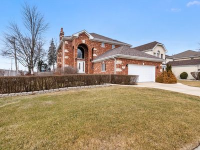 694 Albany Ln, Des Plaines, IL, 60016