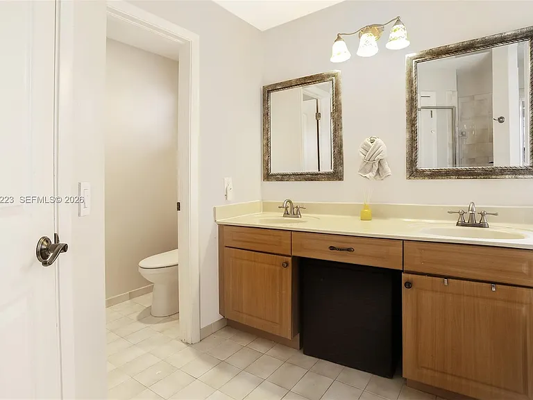 873 Sand Creek Cir — Photo 19