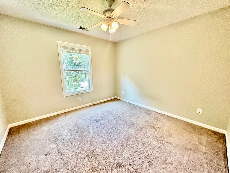 47 Heartstone Cir — Photo 25