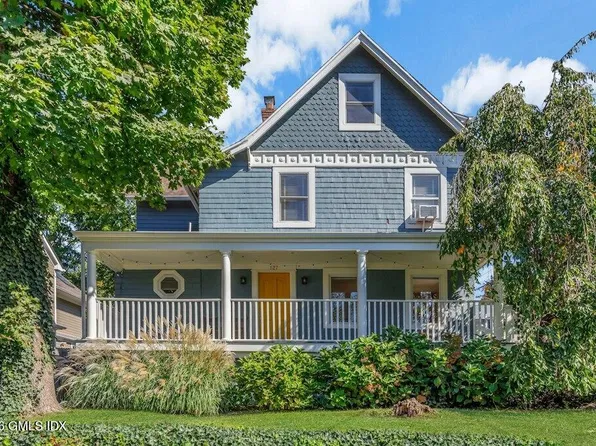 127 Lake Ave, Greenwich, CT 06830
