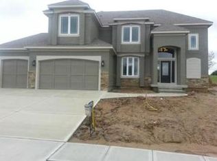 3836 SW Granite Ln, Lees Summit, MO 64082
