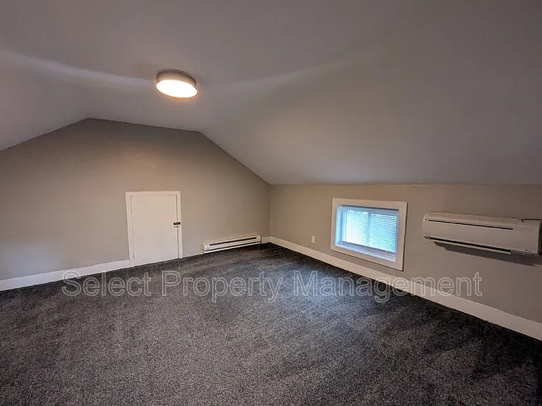 601 W Brackenridge St — Photo 19