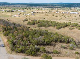 1027 County Line Rd, Edgewood, NM 87015