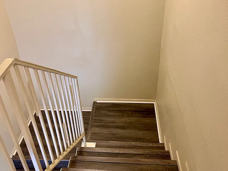 1451 W 105th St #6 — Photo 9