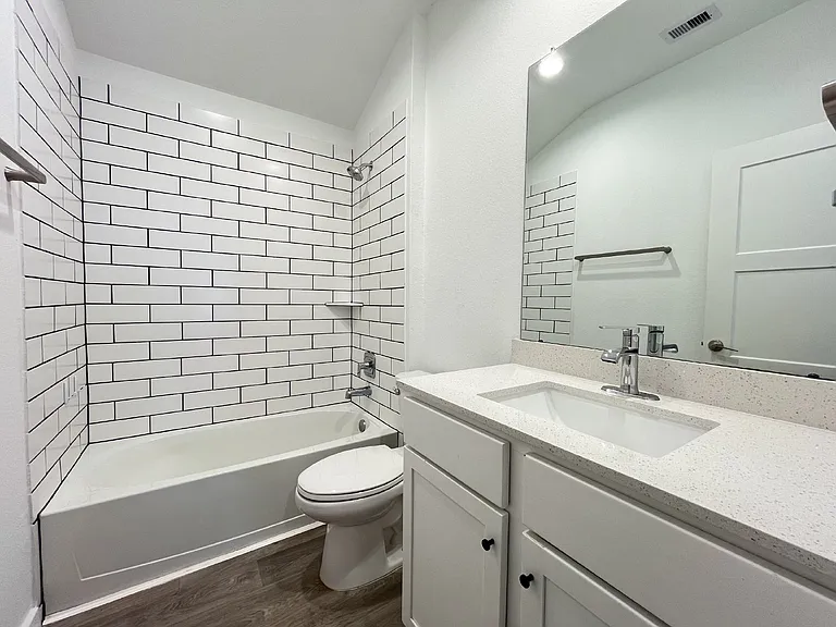 14206 Black Canyon Ln — Photo 18