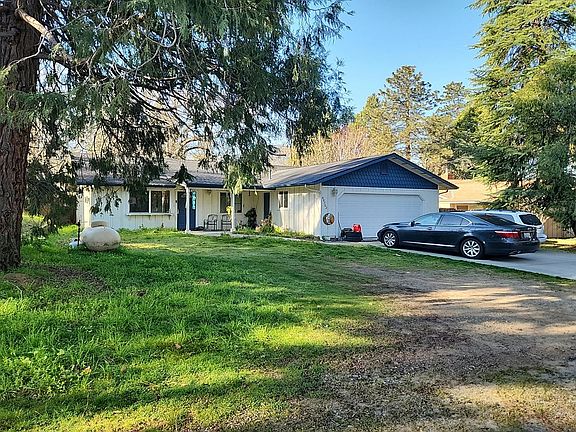 3rd image of 49702 Pierce Dr