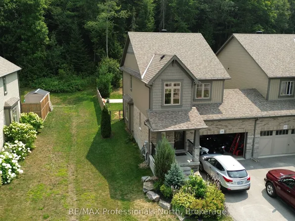 8 Spalding Cres, Huntsville, ON P1H 1C9