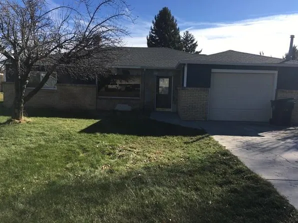 854 N University Ave, Blackfoot, ID 83221