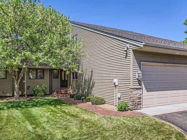 11681 Tulip St NW, Coon Rapids, MN 55433