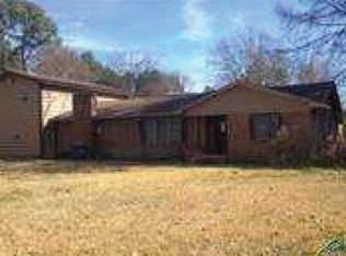 190 Lee St, Waskom, TX 75692