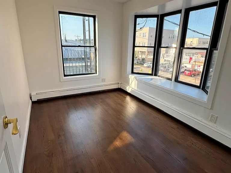 Beach 122 St — Photo 5