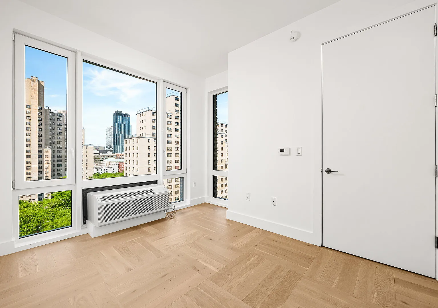 526 Baltic Street — Photo 4