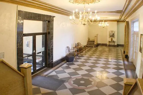 Sold by Fillmore | media 3