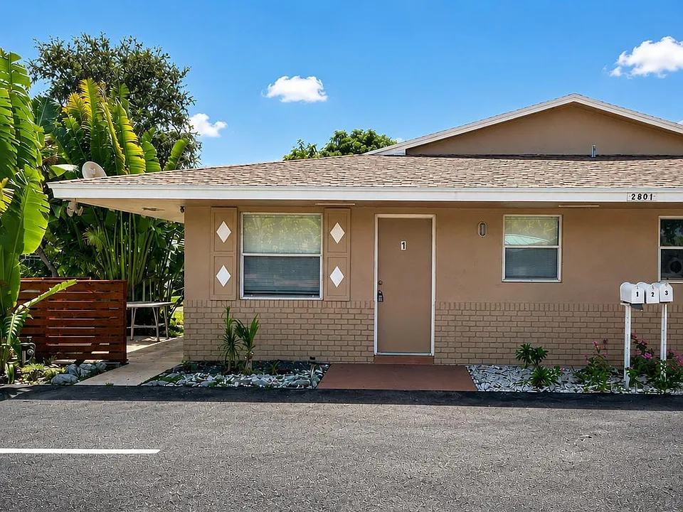 2801 Albatross Rd