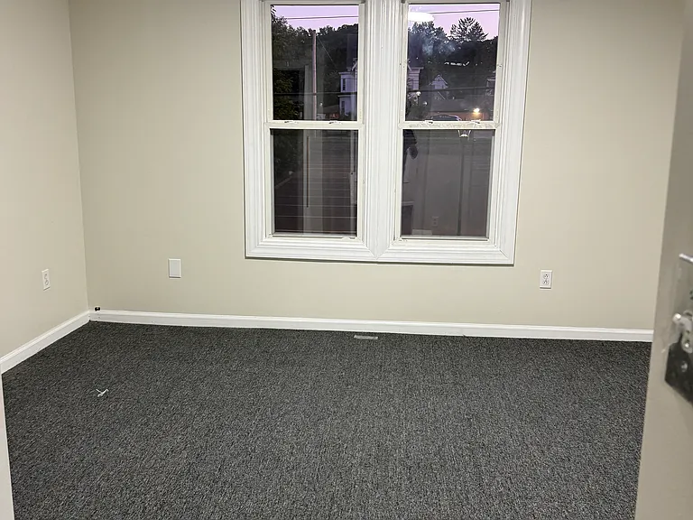 75-77 Perry Ave #2 — Photo 4