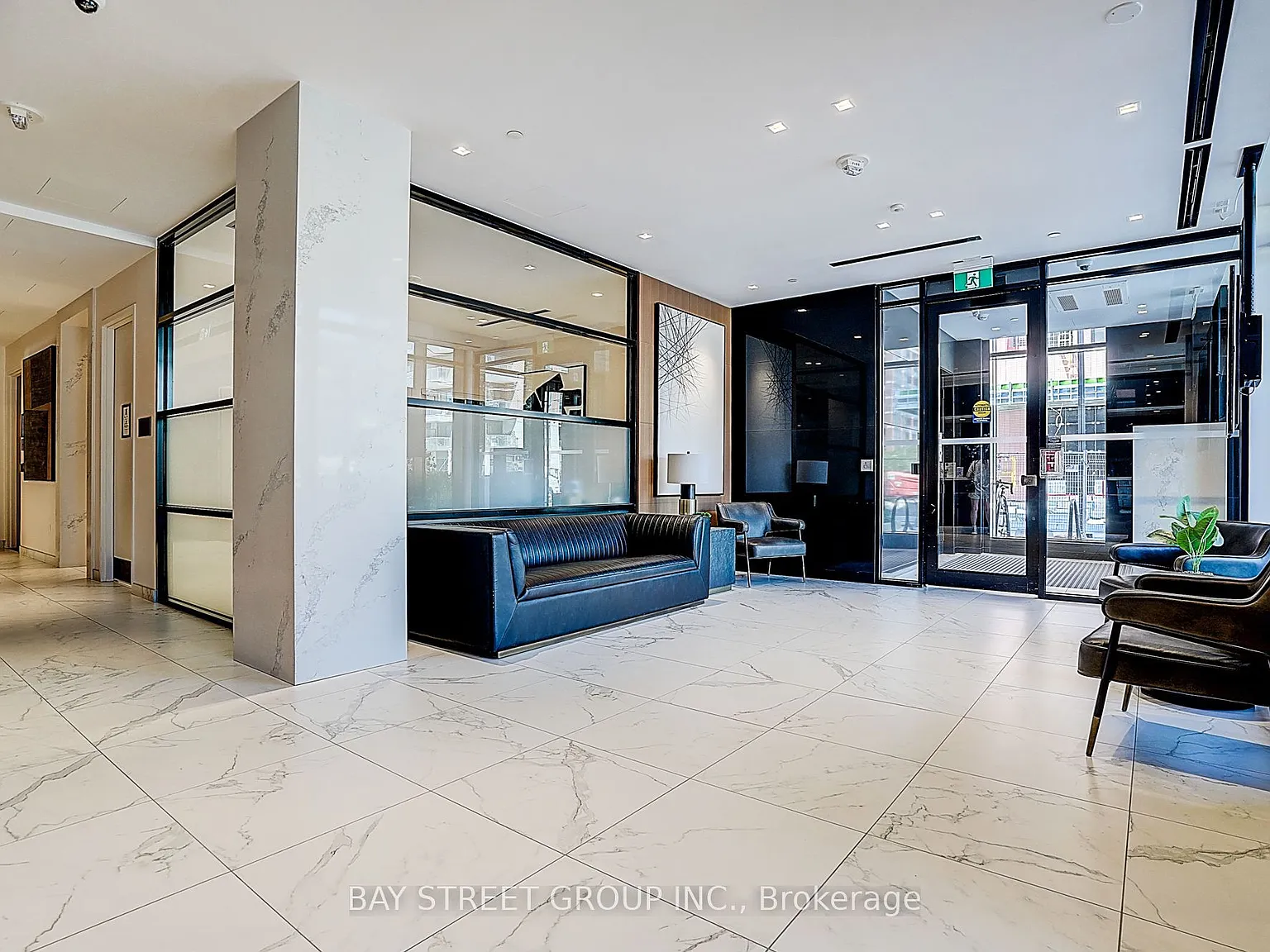 2 bed, $2,100 — Photo 2