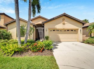 5804 Hidden Falls Ln, Apollo Beach, FL 33572