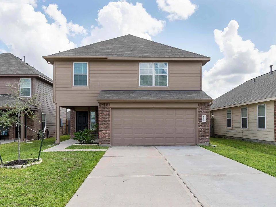 19007 Moynihan Dr