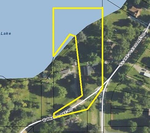 3rd image of 4492 E Bear Lake Rd