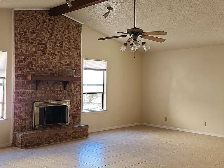 02 Living Room_01032025