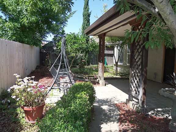 5th image of 19547 N Windrift Way