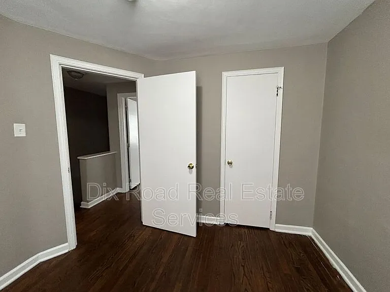 237A Ryburn Ave #A — Photo 11
