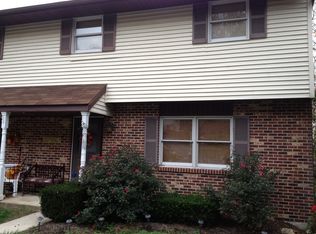 18 Bare Ave, Reading, PA 19607