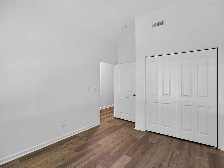 993 Downey Branch Ln — Photo 16
