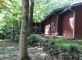370 Red Bird Dr, Hayesville, NC 28904
