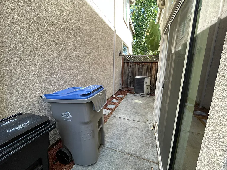 Sideyard - 2