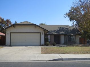 973 Filbert Ave, Clovis, CA