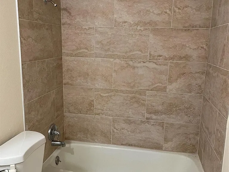 3115 Jenny Dr — Photo 10