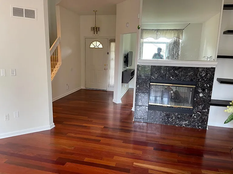 43590 Wendingo Ct — Photo 10
