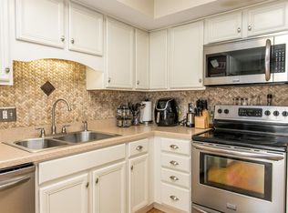 437 Darby Creek Rd APT D, Lexington, KY 40509