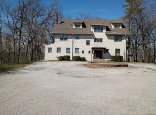 735 20th Ave #3, East Moline, IL 61244