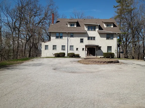 735 20th Ave #3, East Moline, IL 61244