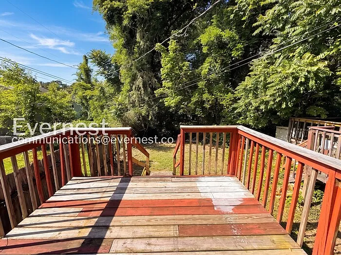426 Buckingham Cir — Photo 18