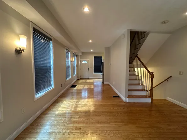740 Broadway, Chelsea, MA