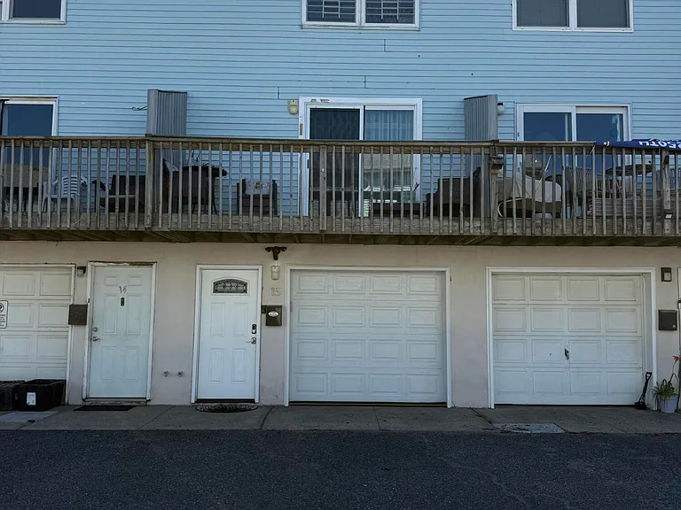 15 Beachway Ave #10 — Photo 9