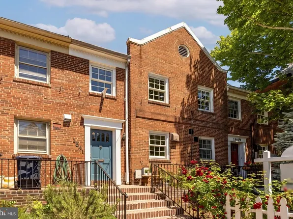 1641 Monroe St NW, Washington, DC 20010