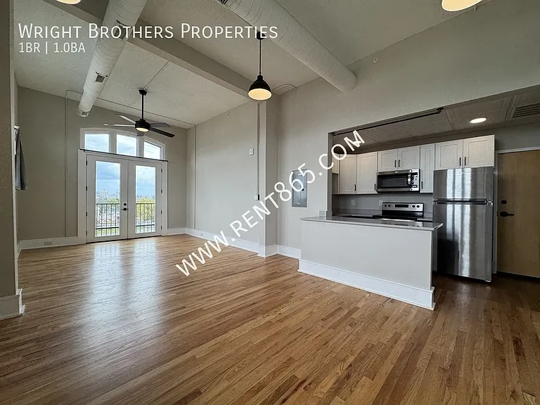 114 Dameron Ave #303 — Photo 2