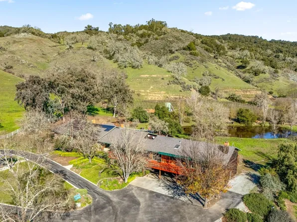 6915 Redwood Retreat Rd, Gilroy, CA 95020
