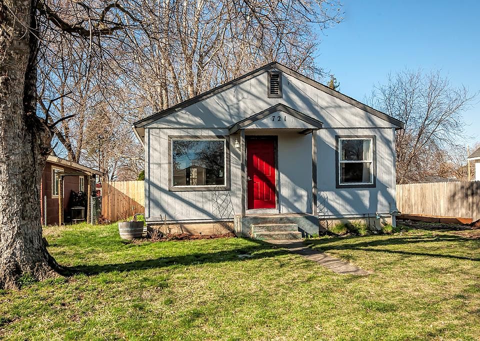 1st image of 721 Lewis St